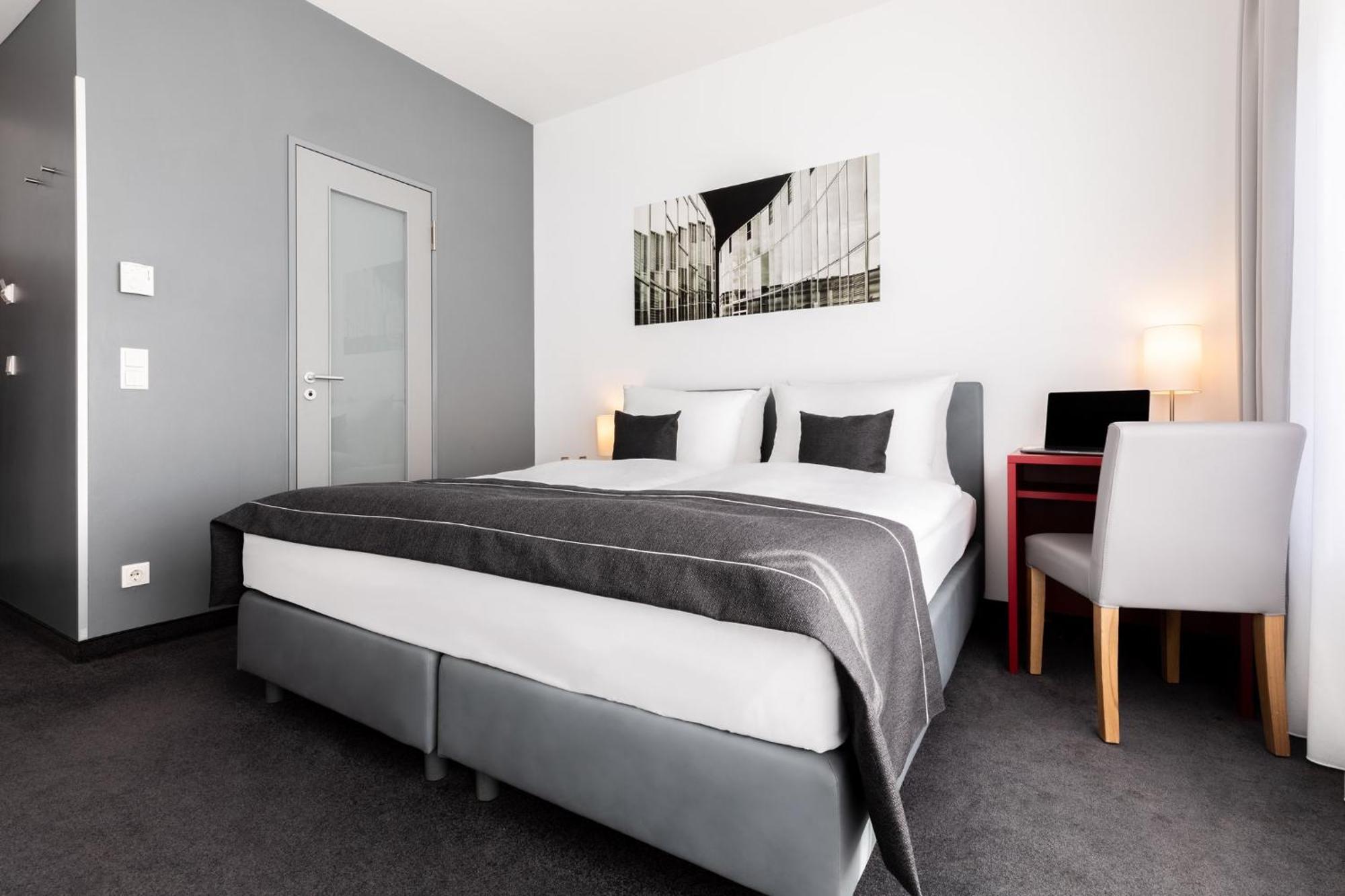 Select Gendarmenmarkt Hotel 4*